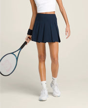 Load image into Gallery viewer, Wilson Women's Classic Pleated Skirt