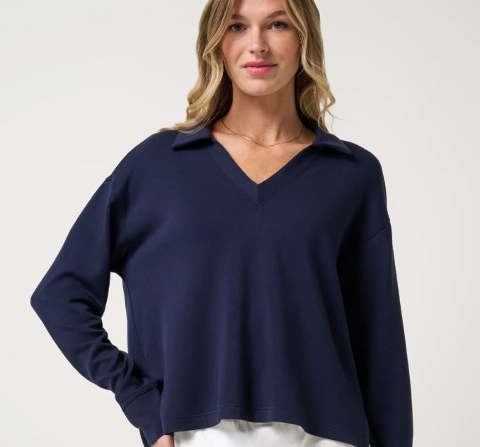 Travis Mathew Women's  Skyloft Soft V-Neck Pullover - Navy A45785