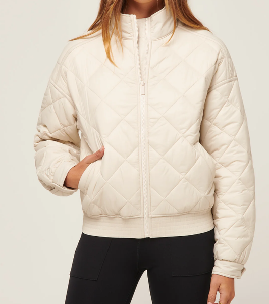 Travis Mathew Women's Lights at Might Quilted Jacket- 1LE022