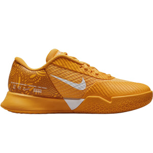 Nike Women's Vapor Pro 2 HC Tennis Shoes - 700