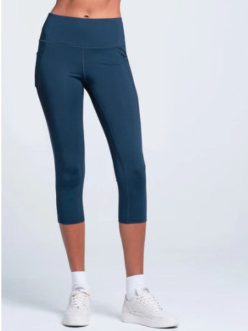 Lucky In Love Power Women's Play Capri- 401