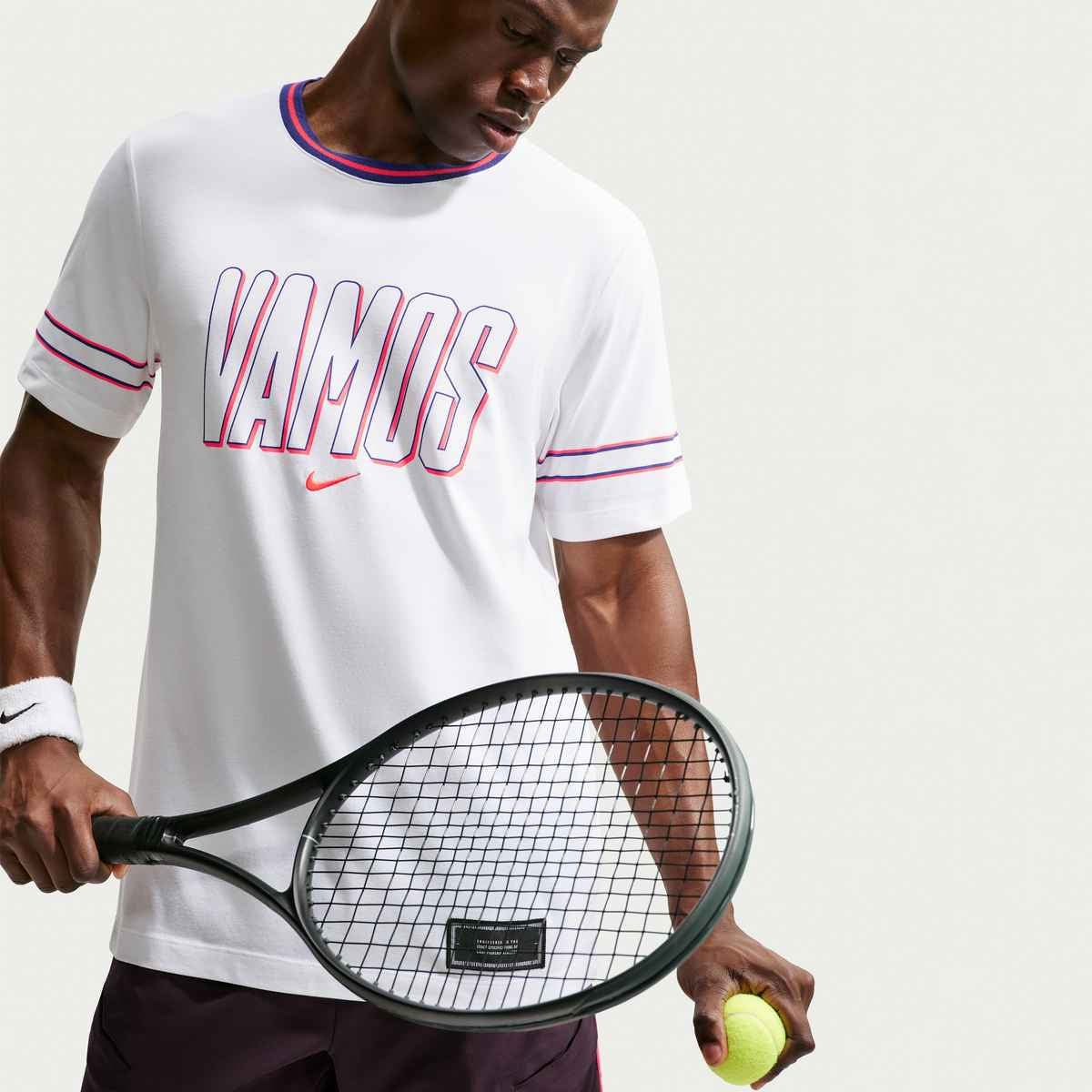 NikeCourt Alcaraz Men's Tennis T-Shirt IM6121-100