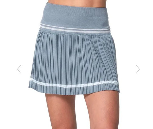Lucky in Love Women's Essentials Motion Pleated Skirt- 048