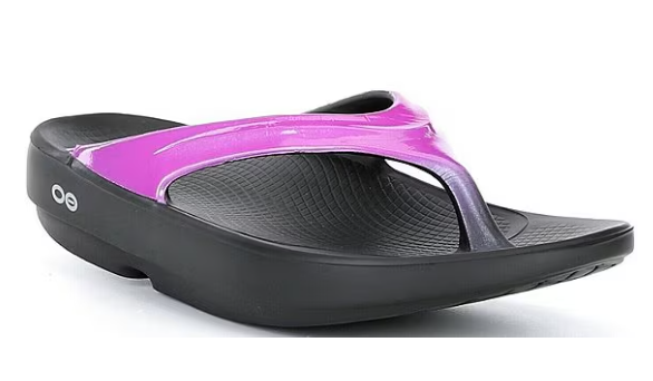 Oofos OoLaLa Luxe Womne's Recovery Sandal - Petunia Pink