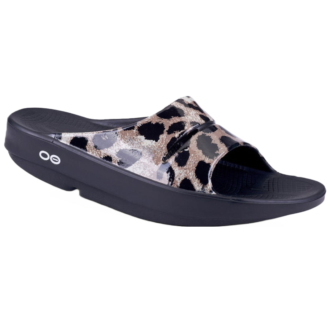 Oofos Women's Ooahh Luxe Slide Sandal - Leopard